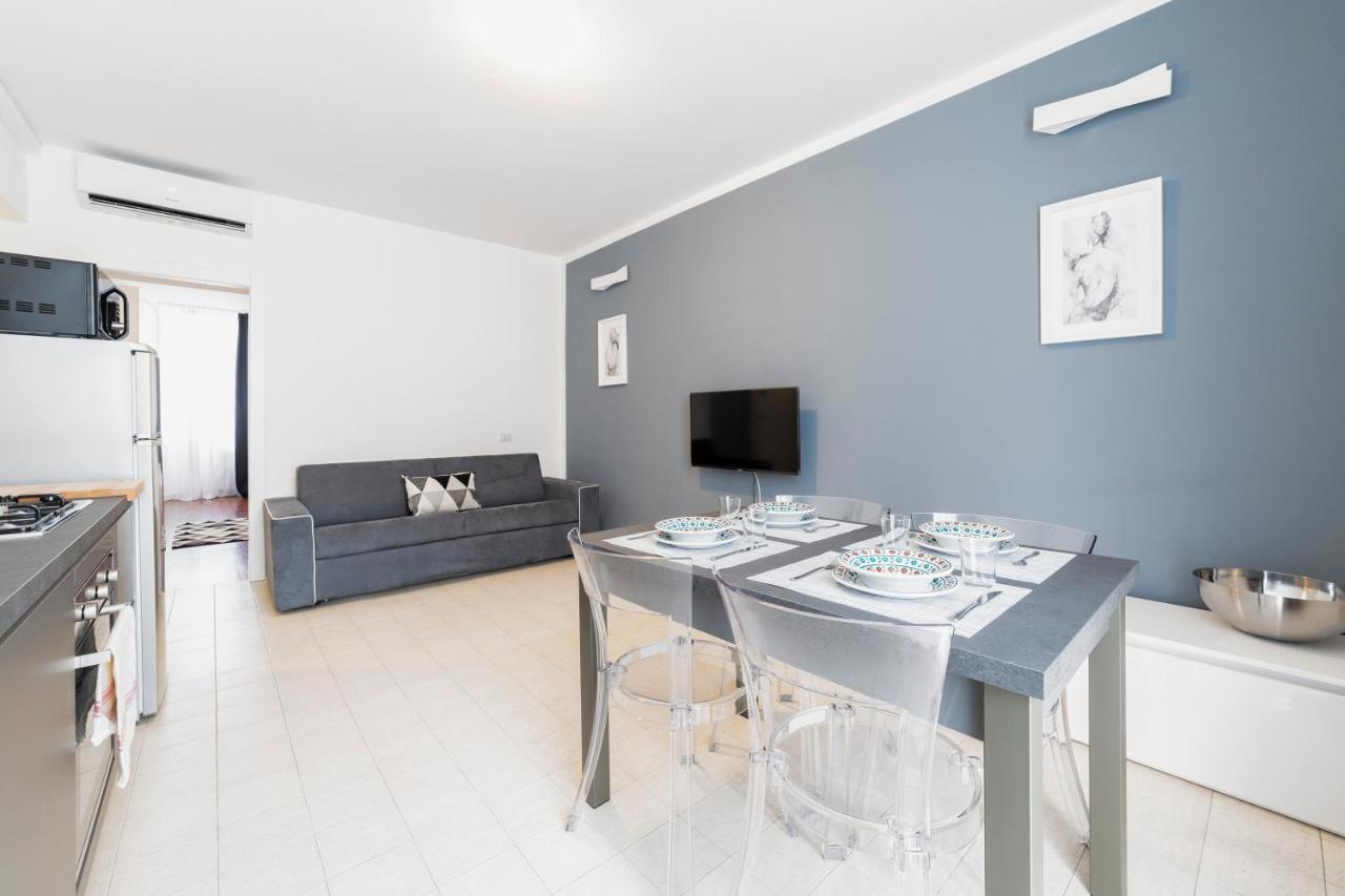 Roomy Apartment Close To Subway M5! Milan Exterior photo
